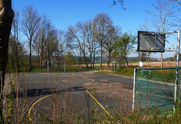 Fußball / Basketball